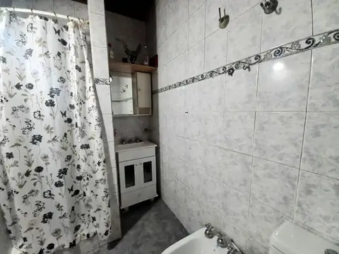 Depto Tipo Casa en Venta 78 años