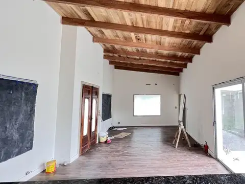 Casa en Venta con 1 cochera