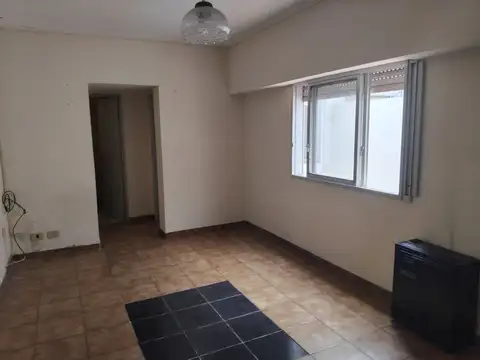 Depto Tipo Casa en Alquiler en Ramos Mejia, $ 600.000