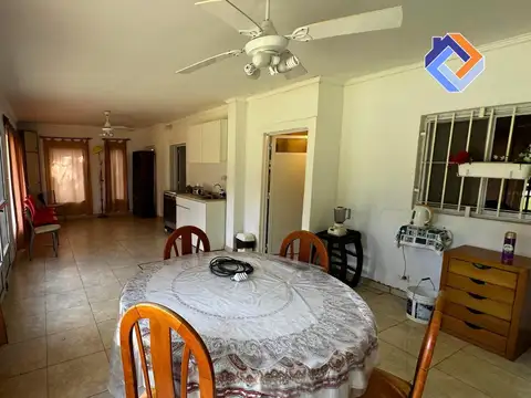 CASA EN VENTA - BARRIO EL PINAR