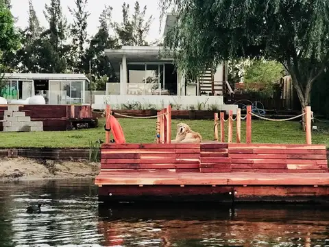 Casa 5 ambientes con 3 baños