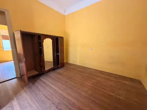 Depto Tipo Casa en Alquiler 40 años