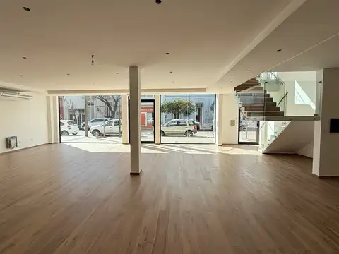 Local en Alquiler A Estrenar