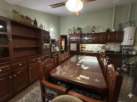 Casa 4 ambientes con 1 baño