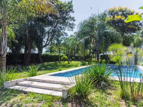 CASA/ QUINTA SOÑADA EN SANTA ROSA DE CALCHINES SOBRE ARROYO CALCHINES 