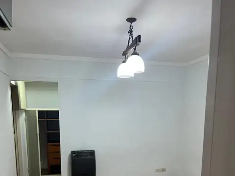 VALENTIN GOMEZ 3200, Piso 1