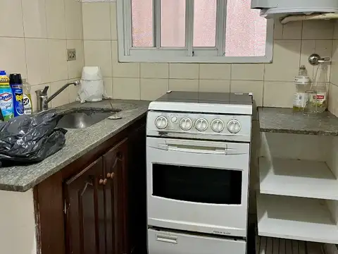 Departamento en Alquiler en Adrogue, $ 550.000