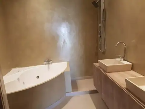 Antonio Malaver 3000