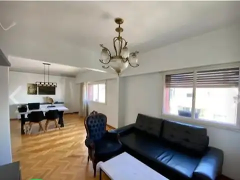 Paraguay 5400, Piso 8