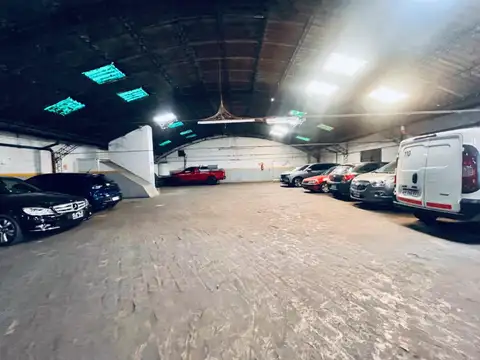 110 COCHERAS + VIVIENDA U OFICINAS FUNCIONANDO