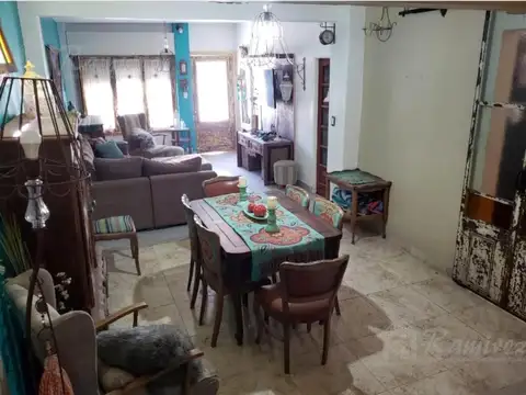 Casa 4 ambientes con 3 baños