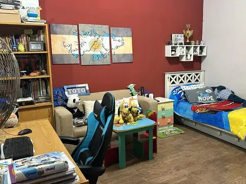 Casa 4 amb. Haedo apto credito