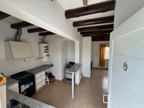 Departamento en Alquiler en Godoy Cruz, $ 450.000