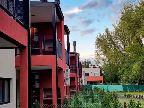 Departamento en Alquiler en La cañada de Pilar, USD 550