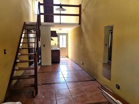 Depto Tipo Casa en Alquiler de 2 ambientes