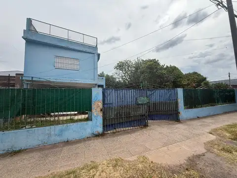 Av. Pte. Arturo Illia 300