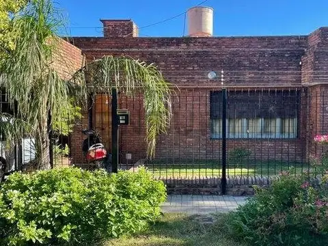 Casa 3 Dor a la Venta en Colinas V.Sarsfield