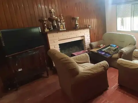 Casa  en Venta en Roque Perez