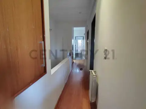 Casa 5 ambientes con 1 baño