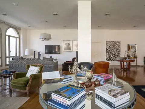 Departamento en Venta con 2 cocheras