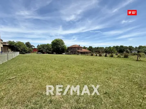 Terreno en Venta en Los Alcanfores, USD 88.000