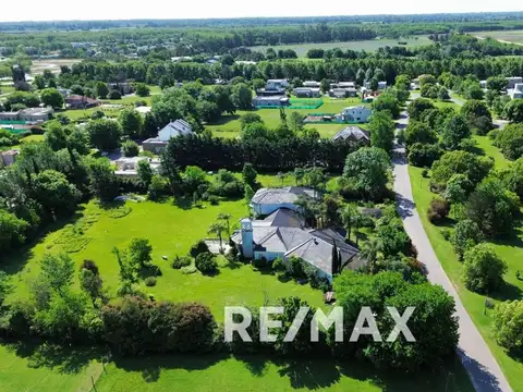 Sor Teresa , BARRIO LOS ALCANFORES 100