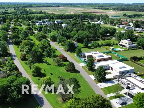 VENTA LOTE 1.010 MTS2 LOS ALCANFORES PILAR FINANCI