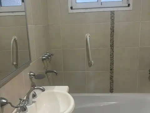 Departamento en Alquiler en Quilmes, $ 550.000