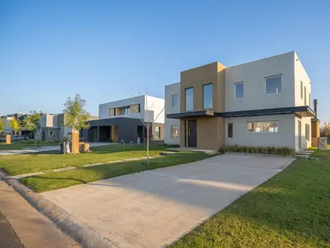 venta Casa - Barrio Ceibos - Puertos del Lago