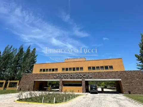 Lote central en venta Campos de Roca II