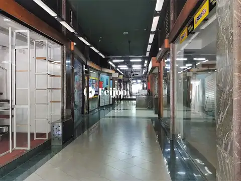 Local en Venta 60 años