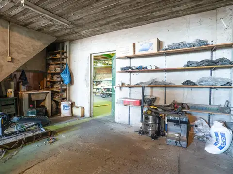 Galpon en Venta 10  mts Frente