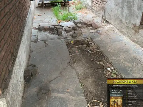 Casa 3 ambientes con 1 baño