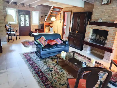 Casa en Alquiler de 3 dormitorios