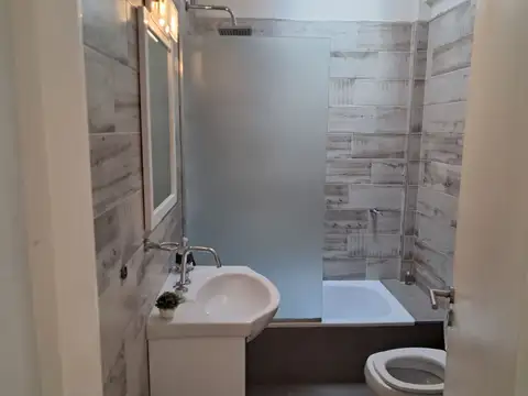 Depto Tipo Casa 4 ambientes con 1 baño