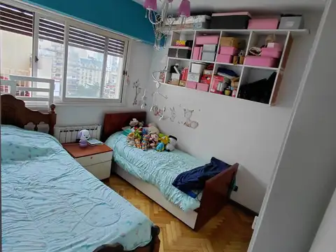 DTO AL FRENTE, 2 AMB, EXCELENTE UBICACION, LUMINOSO,