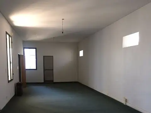 Oficina en Venta 86 años