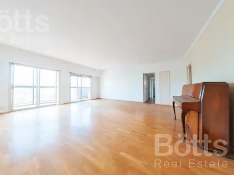 Venta 4/5 ambientes con cochera en Belgrano