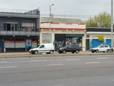 Av Pres Bartolome Mitre 2760