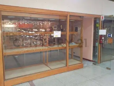 VENTA DE LOCAL COMERCIAL EN "GALERIAS GENERAL BELGRANO"- BELGRANO - CAPITAL FEDERAL.