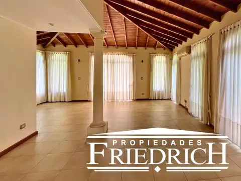 Casa en Venta en Cardenal Del Monte, USD 195.000