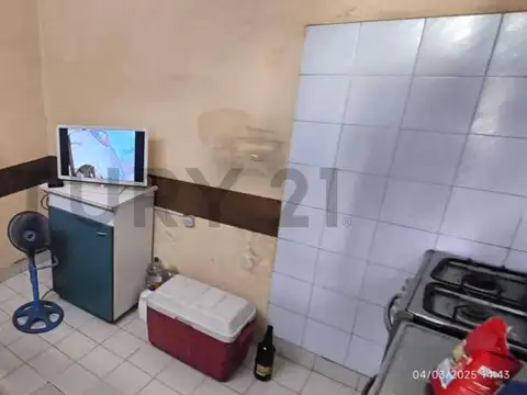 CASA 2 DORMITORIOS A RECICLAR BARRIO ECHESORTU