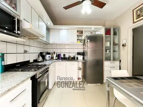 Depto Tipo Casa 4 ambientes con 2 baños