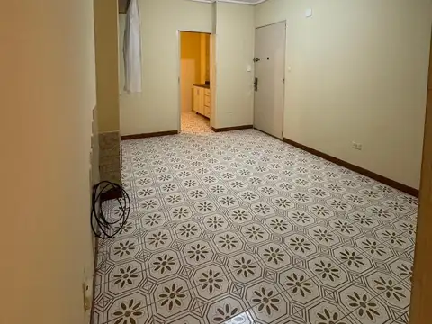 Departamento en Venta en Parque Chacabuco, USD 59.500