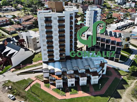 Departamento 2 ambientes con cochera y baulera