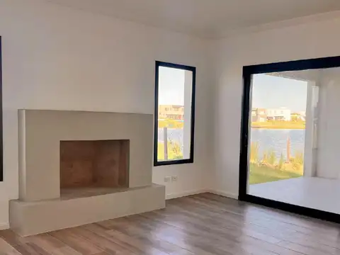 Casa en Venta al Este