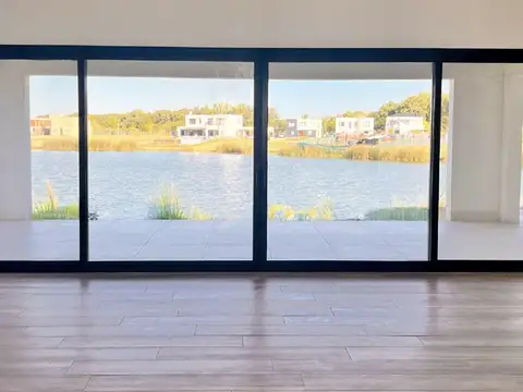 Casa en Venta en Barrio Santa Ana, Villanueva, Tigre