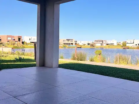 Casa en Venta en Villanueva, USD 540.000