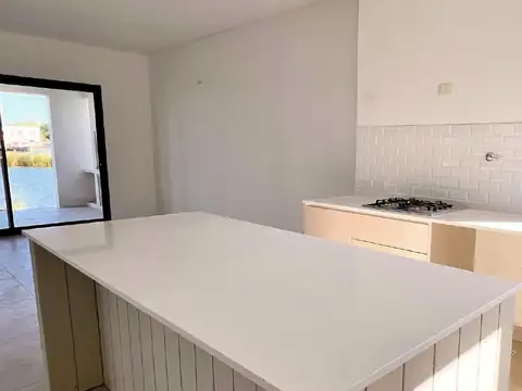 Casa en Venta en Barrio Santa Ana, Villanueva, Tigre