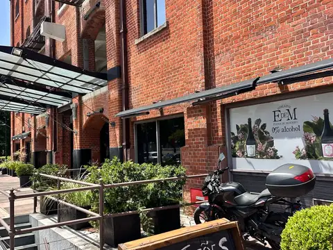 Alicia Moreau de Justo al 700